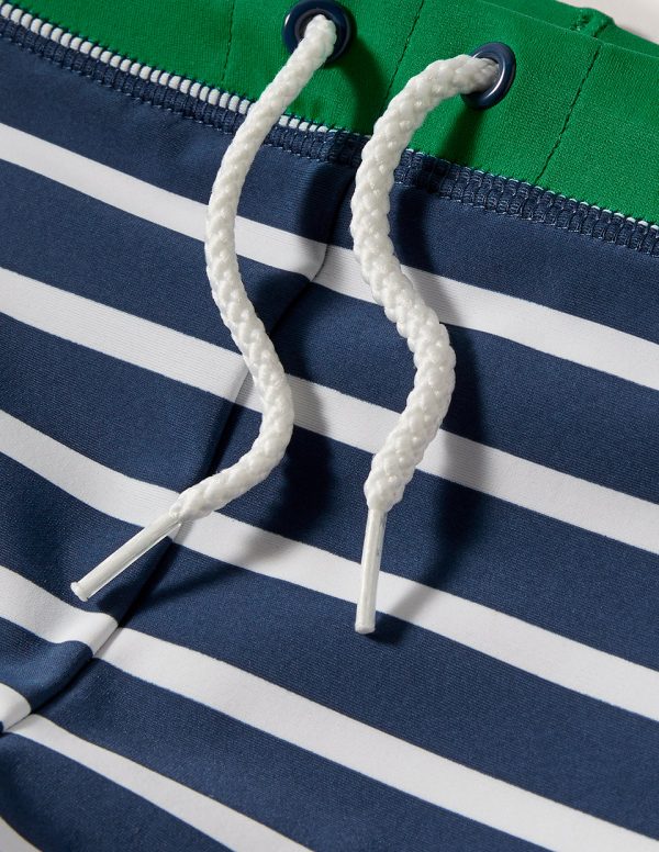 Jeromyhosten.shop0cb3582a28 3