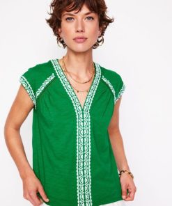 Jeromyhosten.shop0e402701a7 1