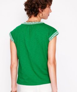 Jeromyhosten.shop0e402701a7 3