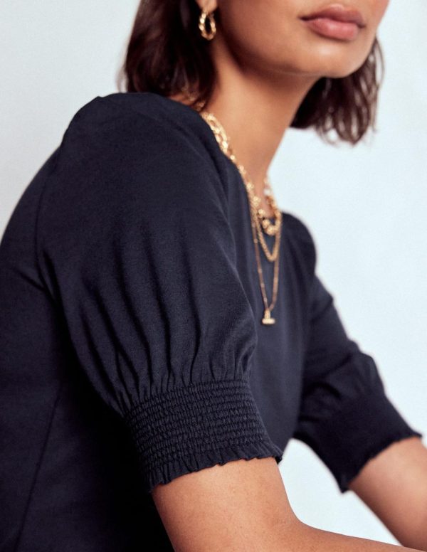 Jeromyhosten.shop1bb419f6f7 1