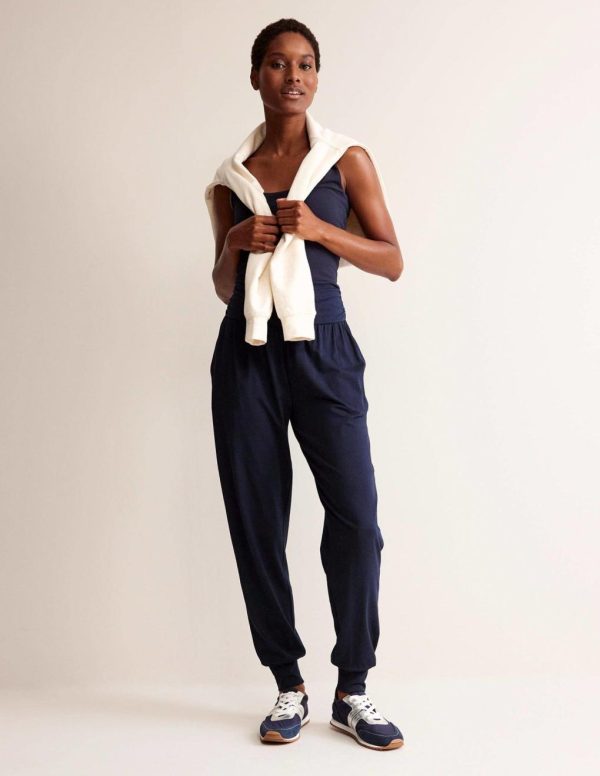 Jeromyhosten.shop213c2261bd 1