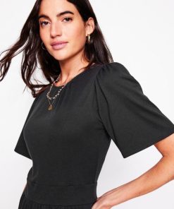 Jeromyhosten.shop372136f77d 2