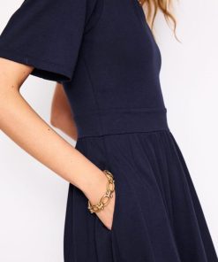 Jeromyhosten.shop578fc3a251 2