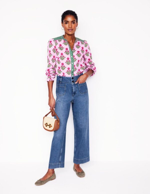 Jeromyhosten.shop5bbcbe4a5a 1