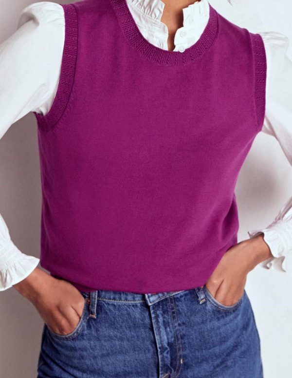 Jeromyhosten.shop660dcb85b2 1