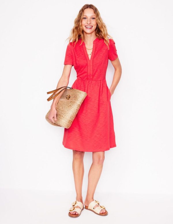 Jeromyhosten.shop7f826f9a16 4