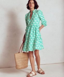 Jeromyhosten.shop84b42e01c6 1