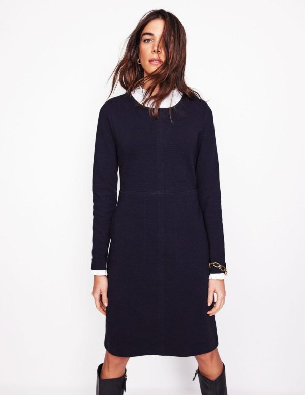 Jeromyhosten.shopc388f9ec10 4