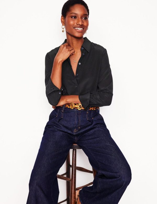 Jeromyhosten.shopc644b7e4aa 1