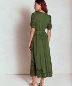 Jeromyhosten.shopeaae553a52 3