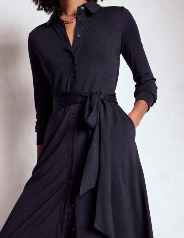 Jeromyhosten.shopf5f3445afe 2