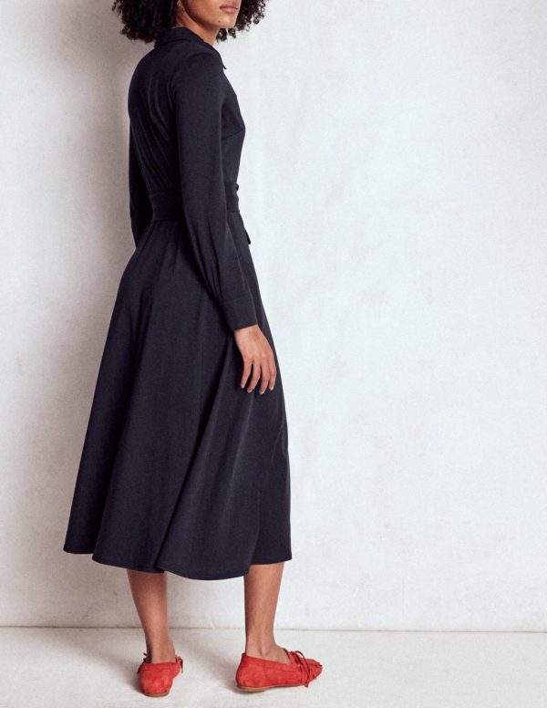 Jeromyhosten.shopf5f3445afe 3